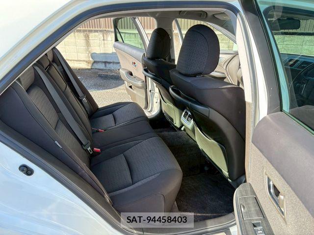 Toyota CROWN SEDAN 2008-09 2727012-23