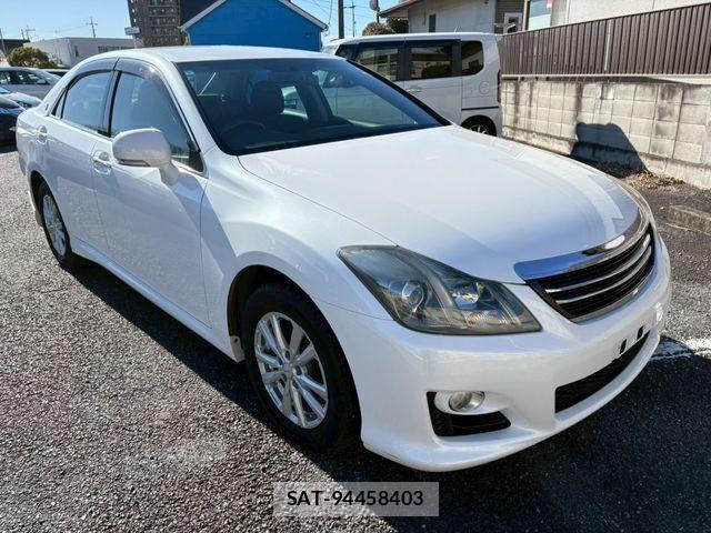 Toyota CROWN SEDAN 2008-09 2727012-4