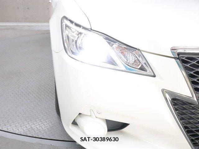Toyota CROWN SEDAN 2013-03 2828303-27