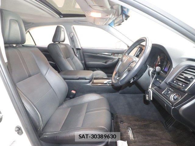 Toyota CROWN SEDAN 2013-03 2828303-3