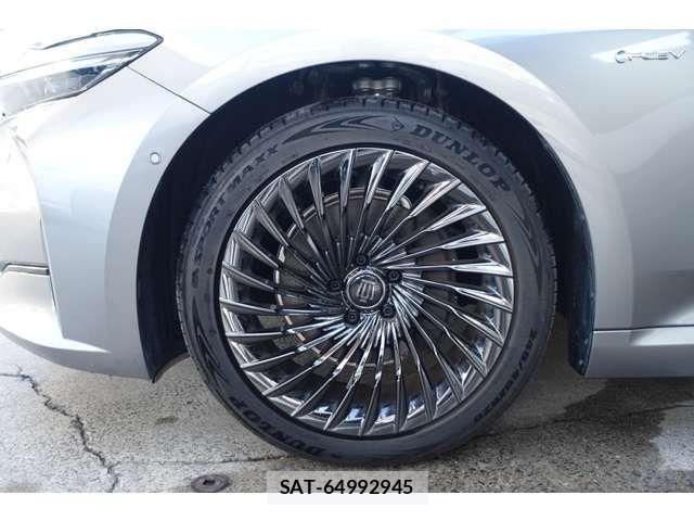 Toyota CROWN SEDAN 2024-02 3013885-10