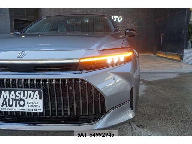 Toyota CROWN SEDAN 2024-02 3013885-2