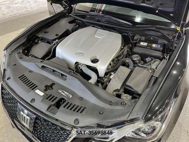 Toyota CROWN SEDAN 2015-12 3664269-18