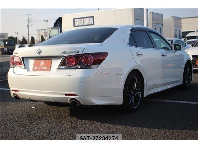 Toyota CROWN SEDAN 2015-11 3664282-14
