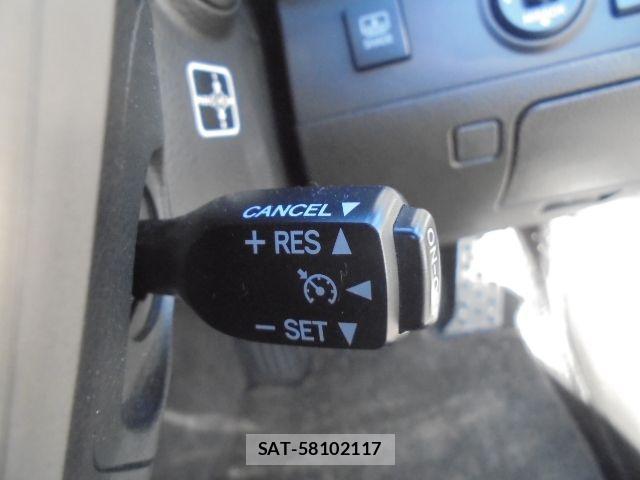 Toyota CROWN SEDAN 2012-07 3664292-16