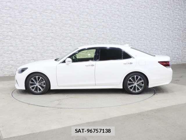 Toyota CROWN SEDAN 2016-03 3664272-7