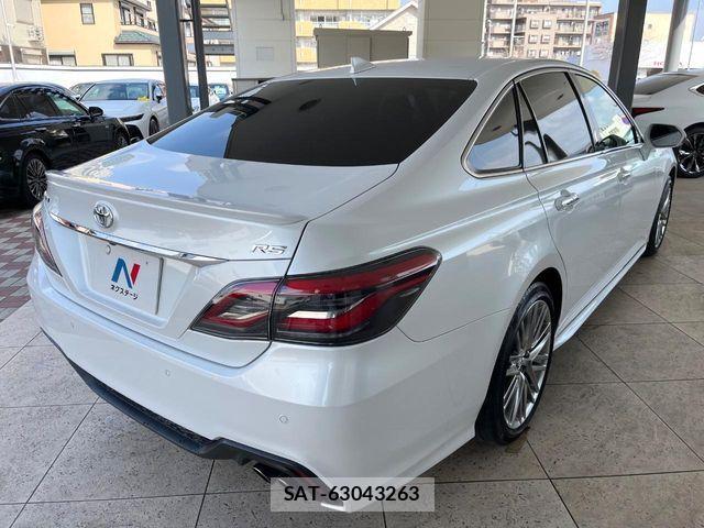 Toyota CROWN SEDAN 2020-11 3713734-16