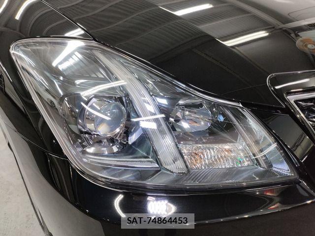 Toyota CROWN SEDAN 2009-08 3766867-16
