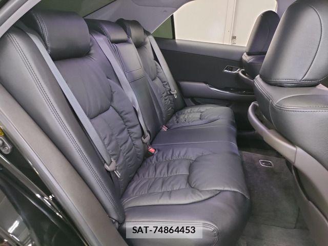 Toyota CROWN SEDAN 2009-08 3766867-7