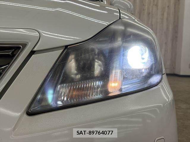 Toyota CROWN SEDAN 2010-04 3832135-11