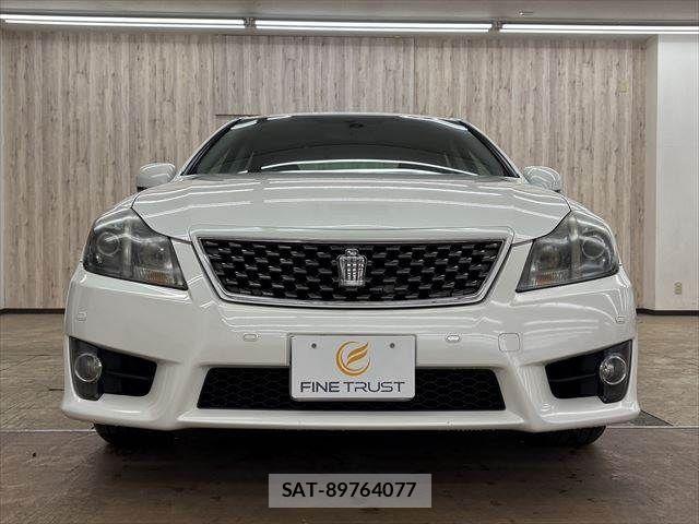Toyota CROWN SEDAN 2010-04 3832135-14