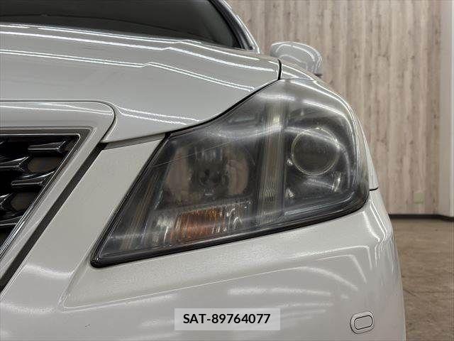 Toyota CROWN SEDAN 2010-04 3832135-21
