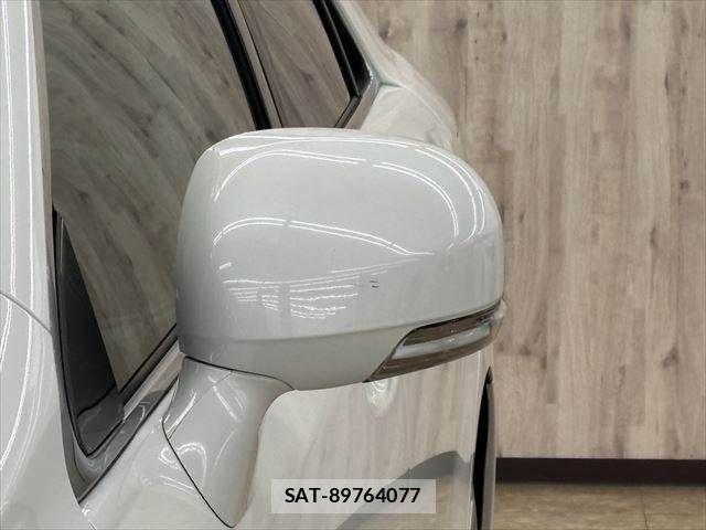 Toyota CROWN SEDAN 2010-04 3832135-25