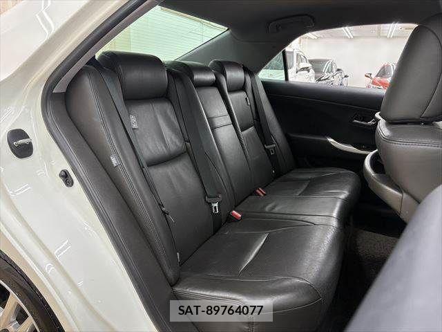 Toyota CROWN SEDAN 2010-04 3832135-8