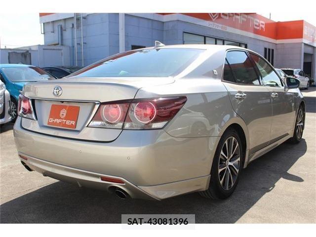 Toyota CROWN SEDAN 2016-06 3832119-13