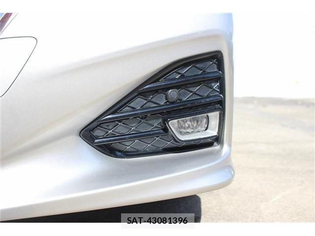 Toyota CROWN SEDAN 2016-06 3832119-24