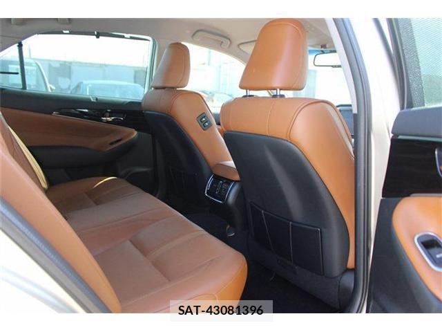 Toyota CROWN SEDAN 2016-06 3832119-27