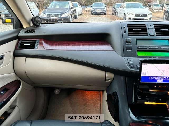 Toyota CROWN SEDAN 2008-05 3904558-17
