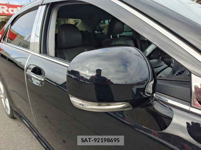 Toyota CROWN SEDAN 2012-09 4040061-9