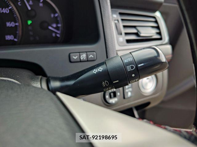 Toyota CROWN SEDAN 2012-09 4040061-20