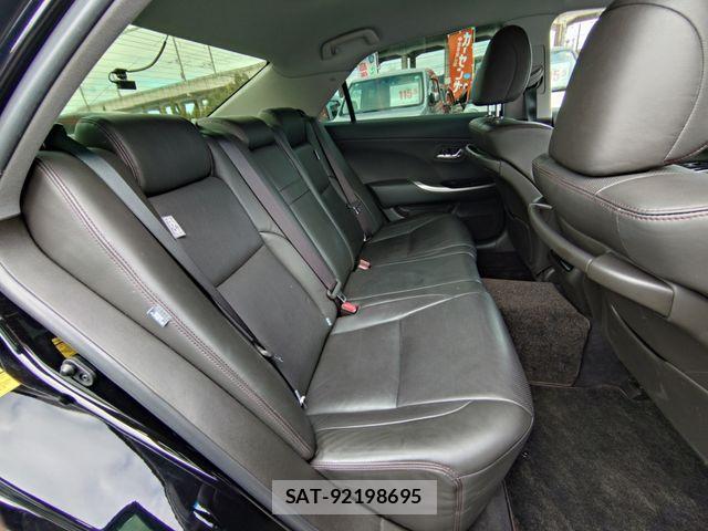 Toyota CROWN SEDAN 2012-09 4040061-27