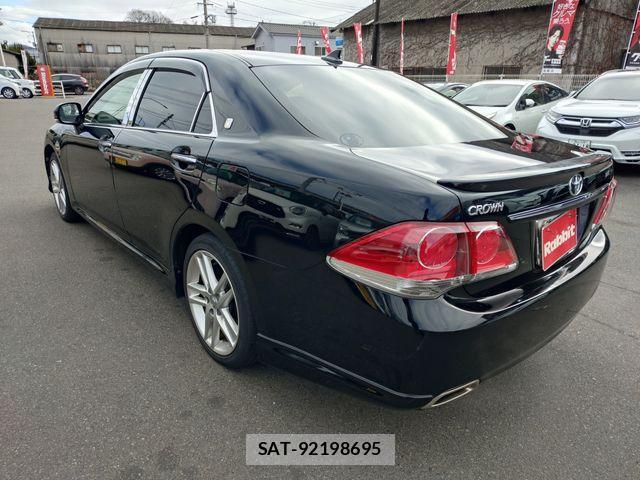 Toyota CROWN SEDAN 2012-09 4040061-6