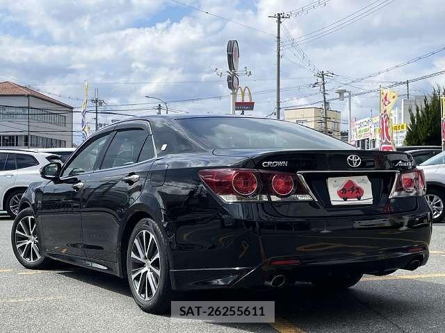 Toyota CROWN SEDAN 2016-10 4322003-3