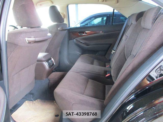 Toyota CROWN SEDAN 2013-05 4391964-17