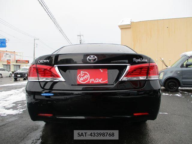 Toyota CROWN SEDAN 2013-05 4391964-4