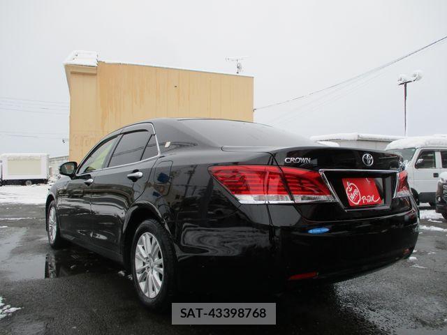 Toyota CROWN SEDAN 2013-05 4391964-6