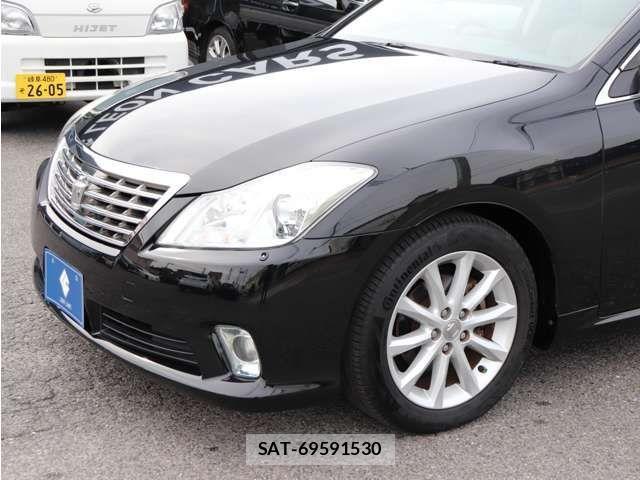 Toyota CROWN SEDAN 2011-03 4589546-11