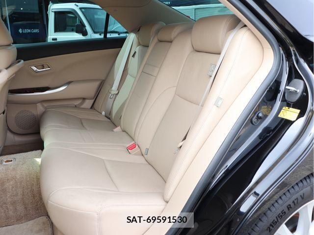 Toyota CROWN SEDAN 2011-03 4589546-20