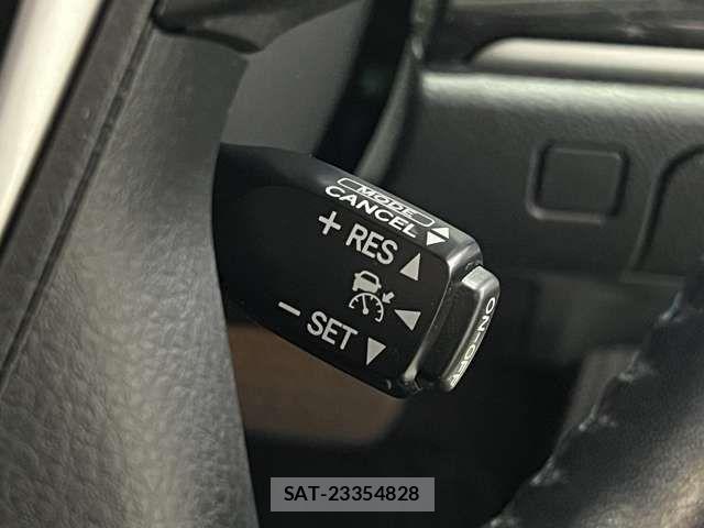 Toyota CROWN SEDAN 2016-04 4638454-6