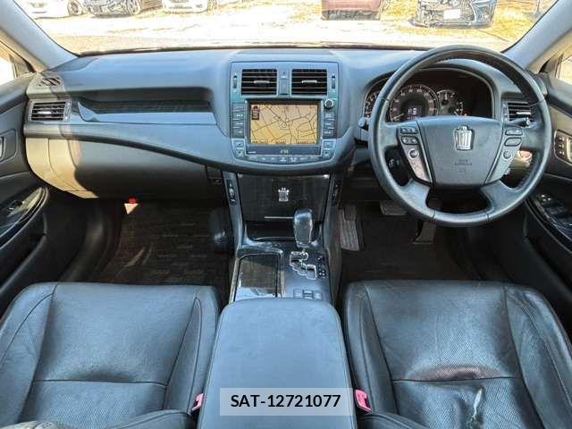 Toyota CROWN SEDAN 2009-06 4752208-18