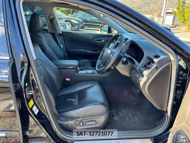 Toyota CROWN SEDAN 2009-06 4752208-19
