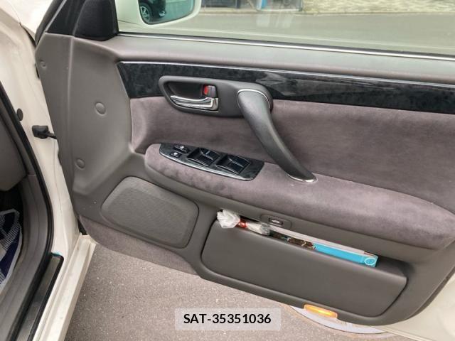 Toyota CROWN SEDAN 2001-01 4935878-9