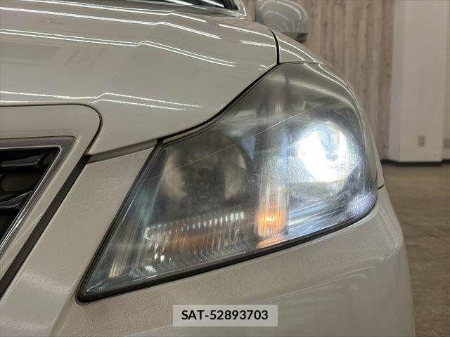 Toyota CROWN SEDAN 2010-05 4935807-10