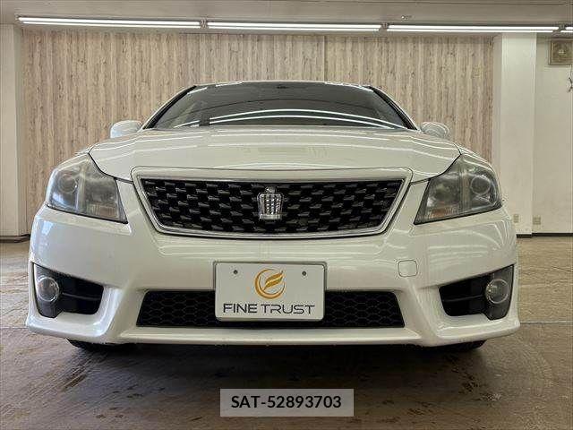 Toyota CROWN SEDAN 2010-05 4935807-13