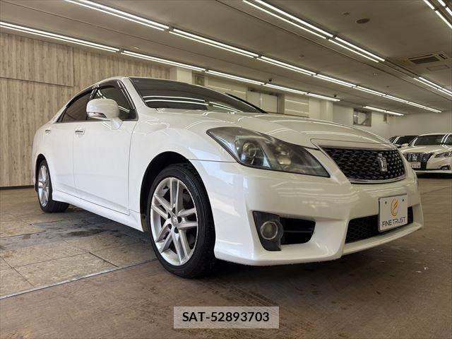 Toyota CROWN SEDAN 2010-05 4935807-14