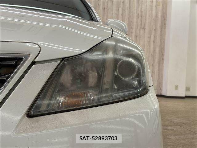 Toyota CROWN SEDAN 2010-05 4935807-20