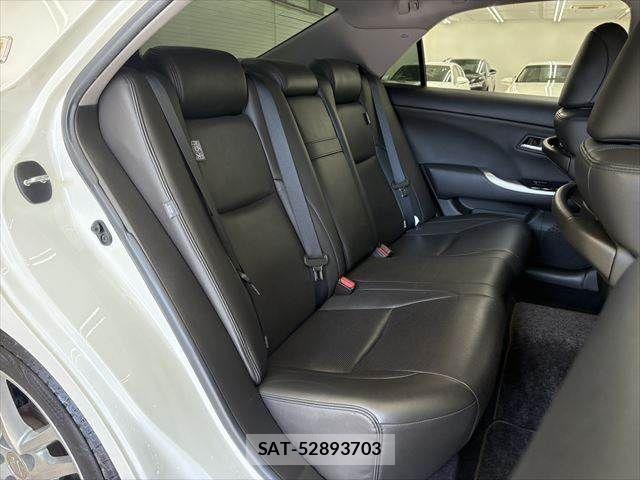 Toyota CROWN SEDAN 2010-05 4935807-7