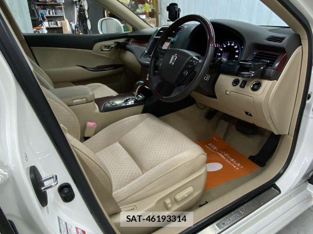 Toyota CROWN SEDAN 2009-07 5863597-2