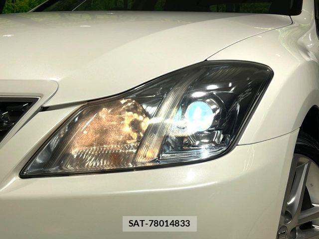 Toyota CROWN SEDAN 2011-02 5863575-12