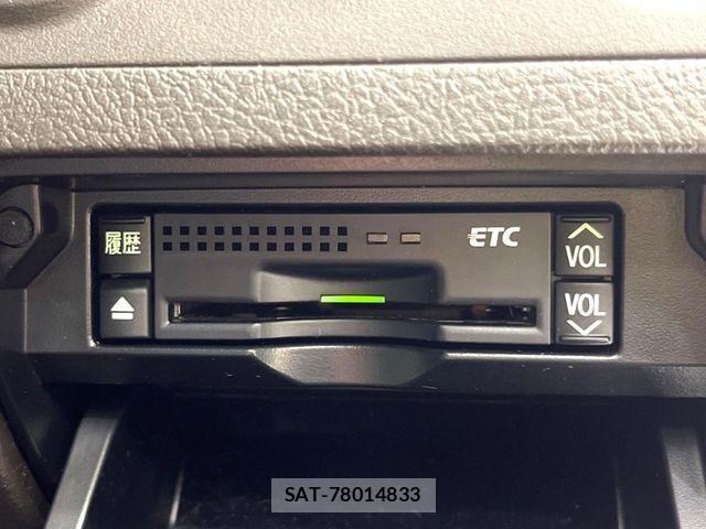 Toyota CROWN SEDAN 2011-02 5863575-4