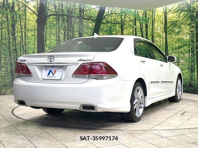 Toyota CROWN SEDAN 2011-10 6010663-16