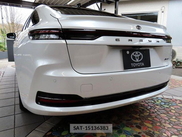 Toyota CROWN SEDAN 2024-02 6010661-1