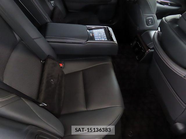Toyota CROWN SEDAN 2024-02 6010661-24
