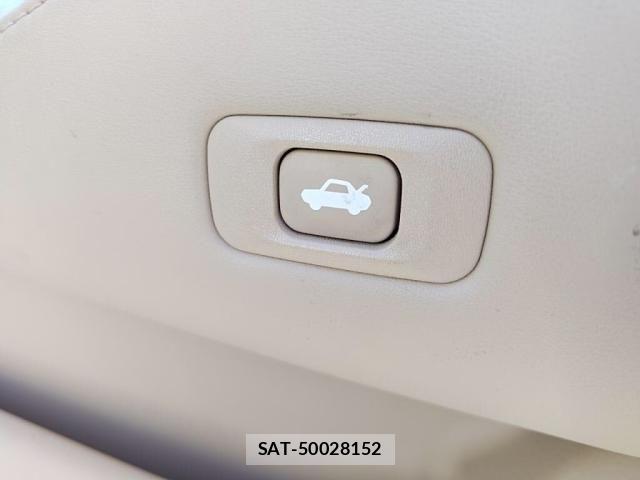 Toyota CROWN SEDAN 2010-03 6010691-25