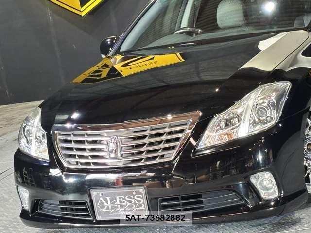 Toyota CROWN SEDAN 2012-05 6212943-13