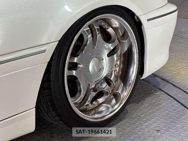 Toyota CROWN SEDAN 2003-02 6212950-18